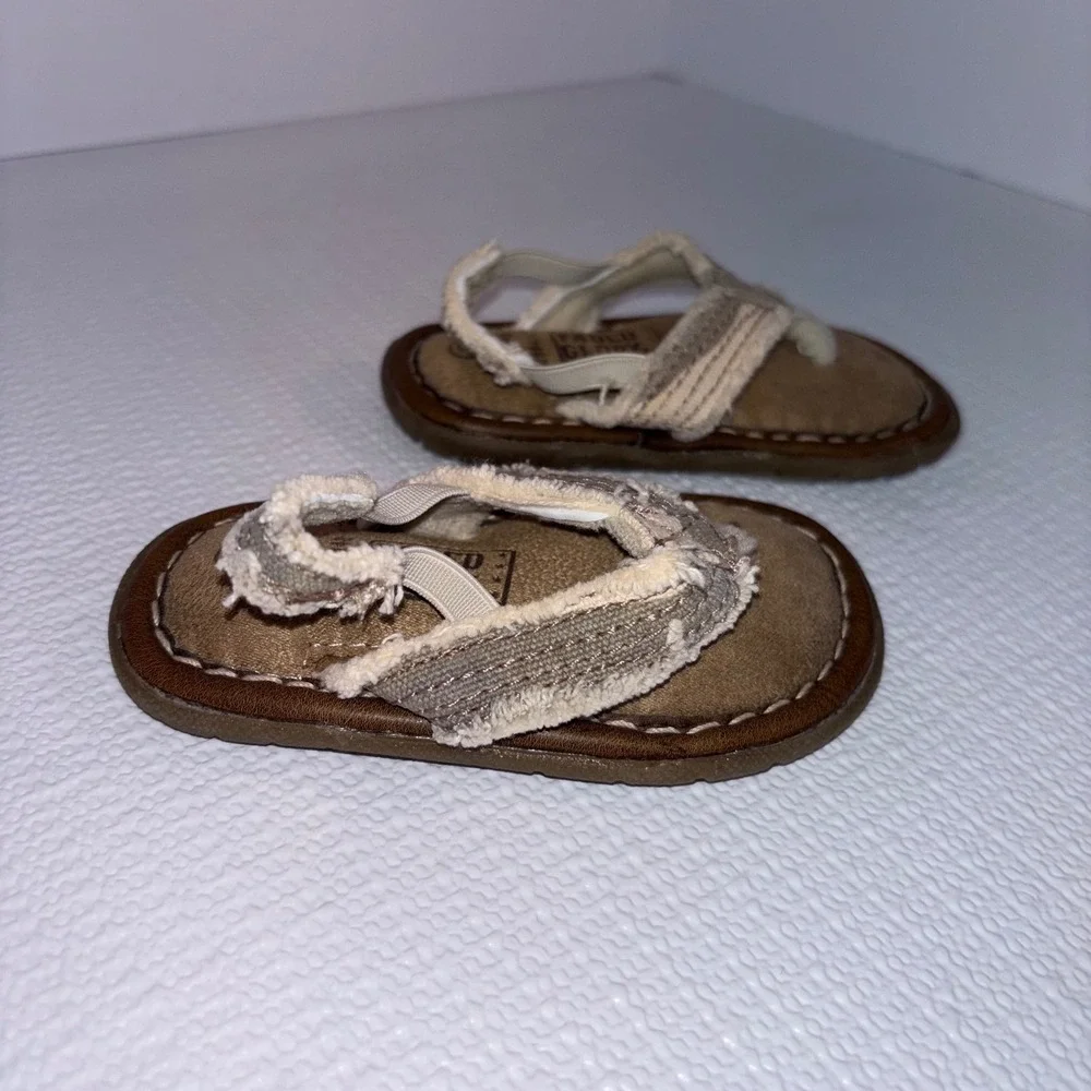 Faded Glory Infant Sandals‎ Size 3 Brown Canvas Neutral Thong Style Shoes